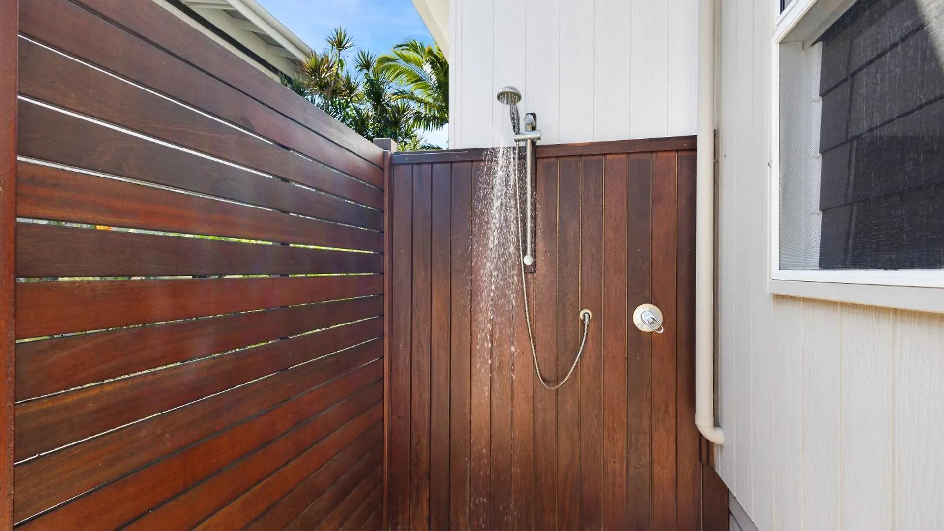 Beecheyana North - Beach Villa With Heated Pool Mudjimba Australie